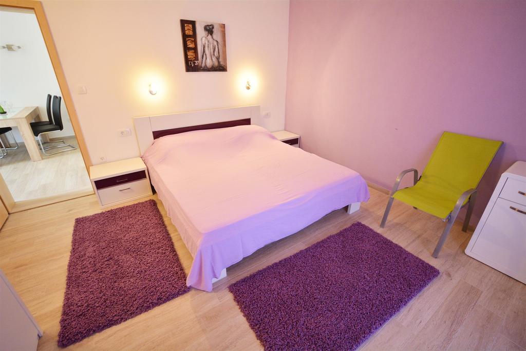 Apartments Dubas أوروبيتش الغرفة الصورة